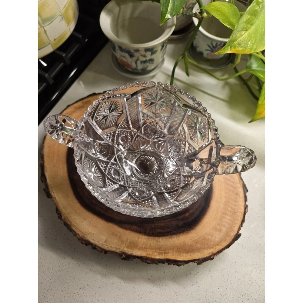 Vintage Pressed Glass‎ Pedestal Candy Dish Bowl Double Handle Cut Star Pattern
